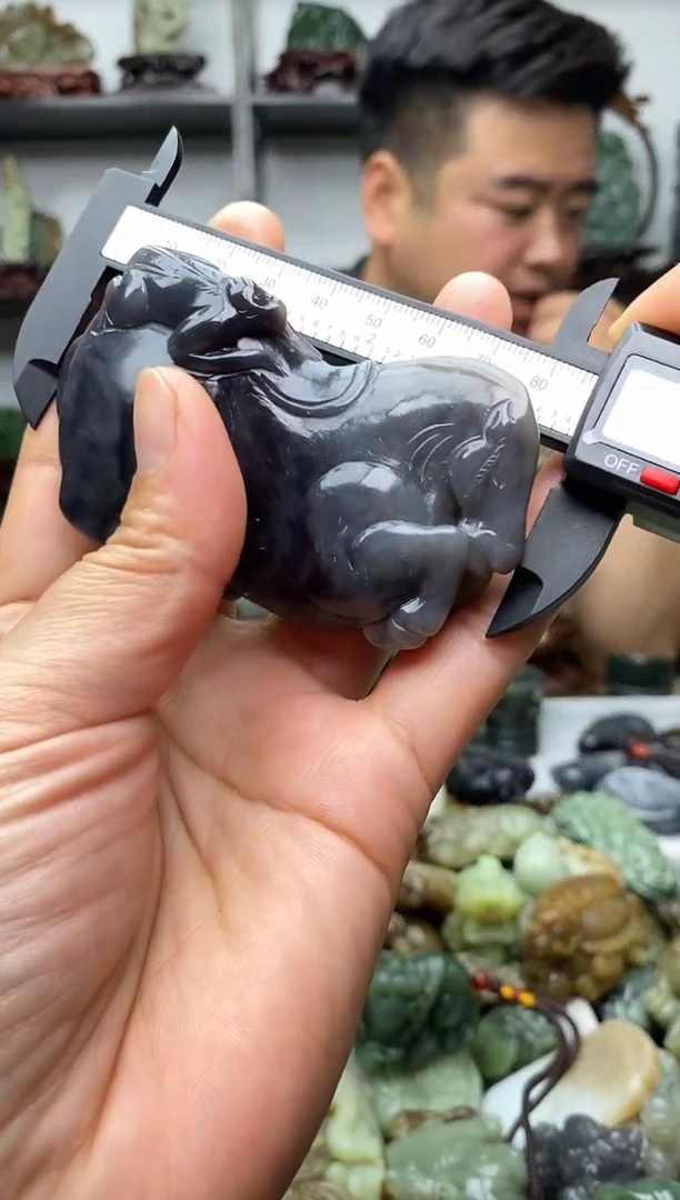 未镶嵌和田玉把件1