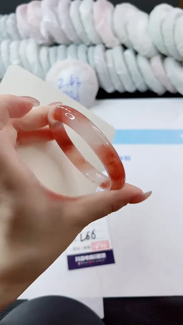 未镶嵌手镯石英质玉多样性发货L66