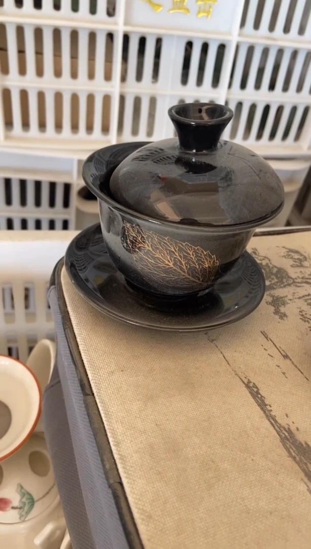 杯无运费险有瑕疵的摄影的产品有使用过的痕迹有点脏介意勿拍