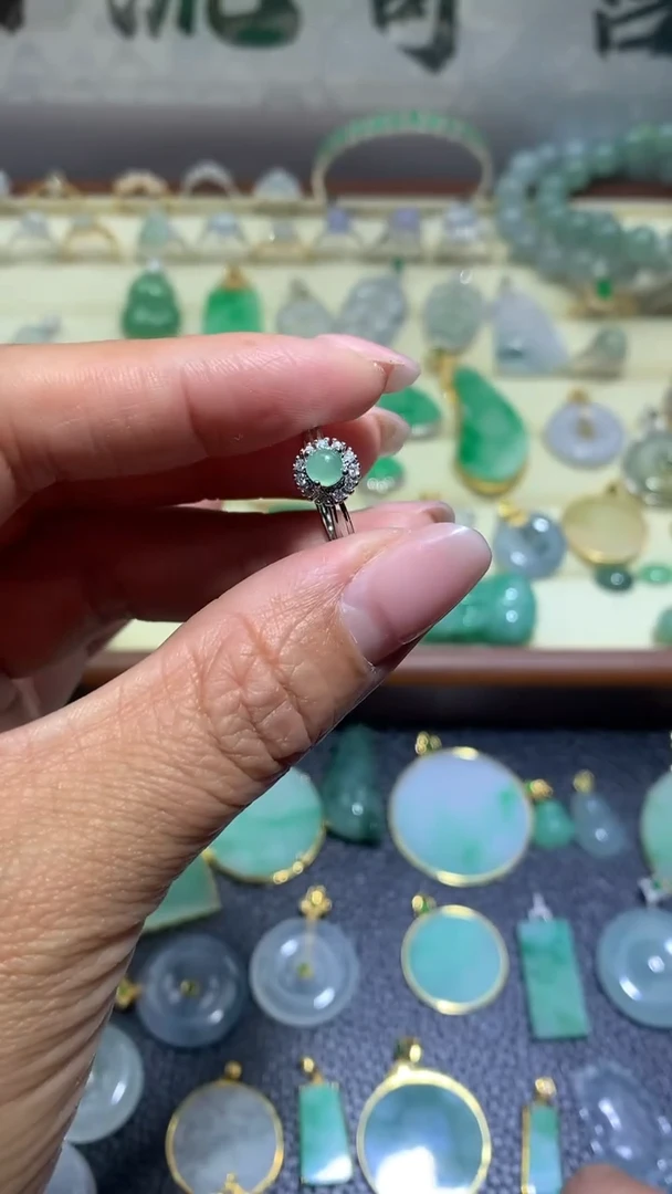 【闪购商品】翡翠戒指银S925镶嵌0112翡翠吊坠