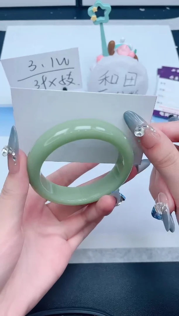 石英质玉手镯未镶嵌227-56