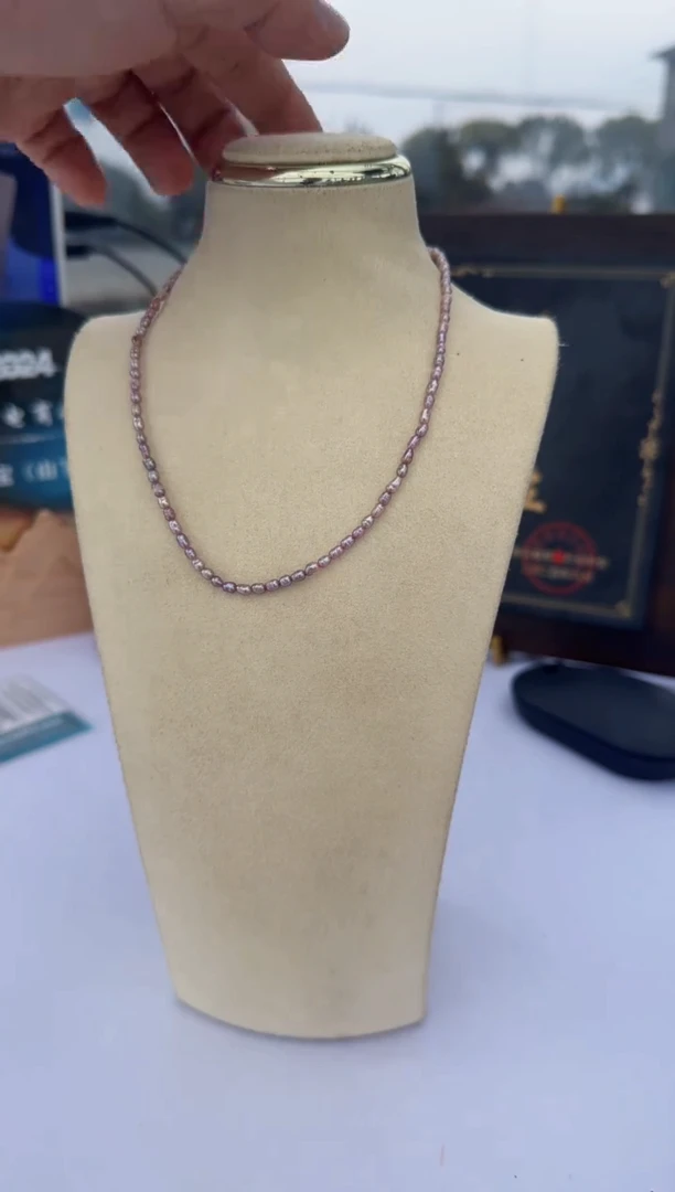 【闪购商品】淡水珍珠颈饰银S925镶嵌淡水无核炫彩紫颈链