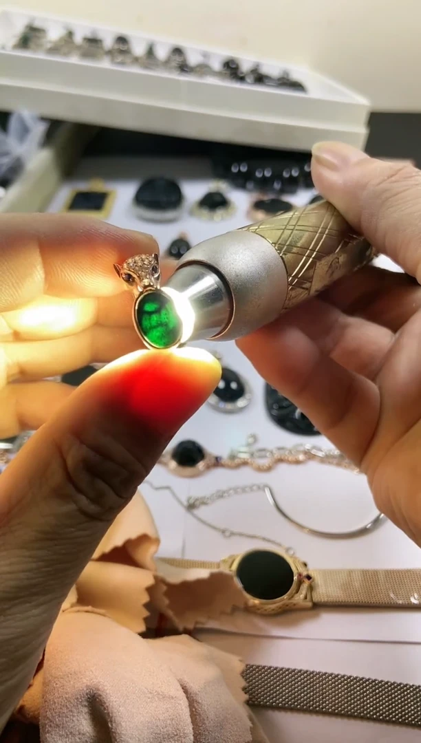 银S925镶嵌戒指翡翠豹子头