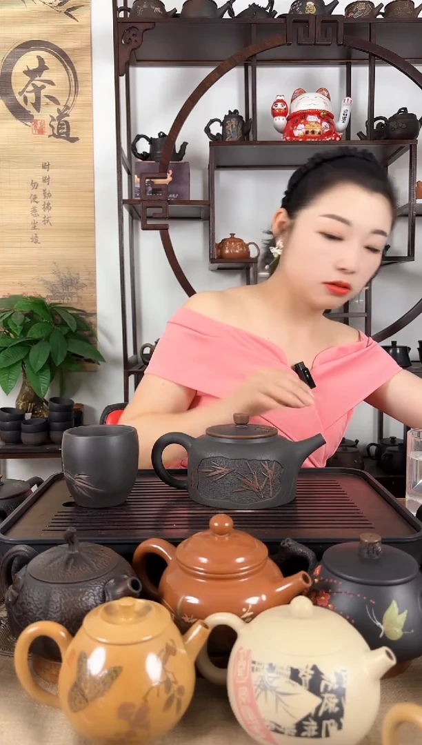 云南建水紫陶茶壶400CC左右