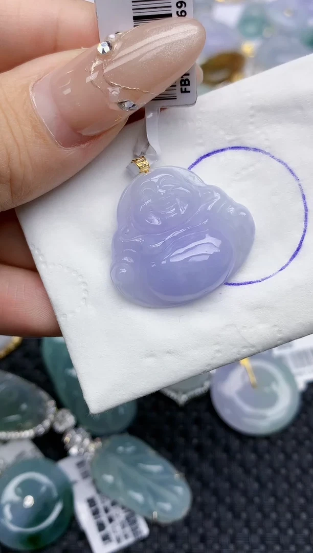 颈饰18K金镶嵌翡翠   天然翡翠A货  百元以上9米证书费自理