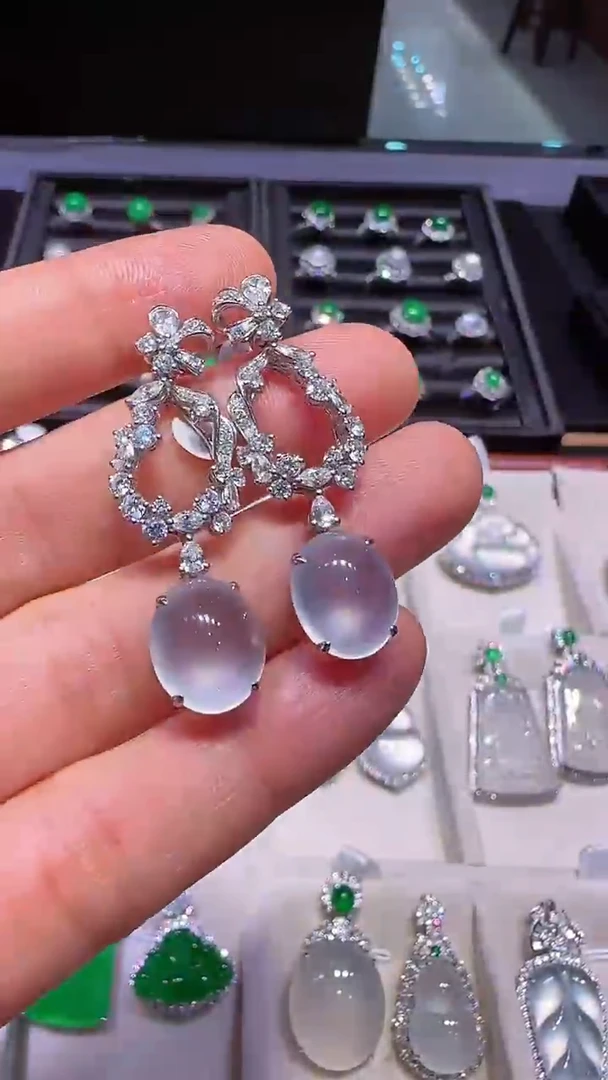 【闪购商品】翡翠耳饰18K金镶嵌耳坠