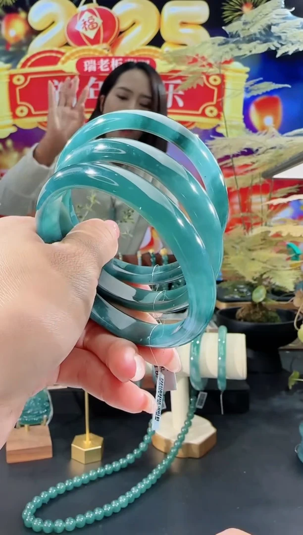 【闪购商品】定制翡翠手镯正圈未镶嵌圈口可选多样性发一