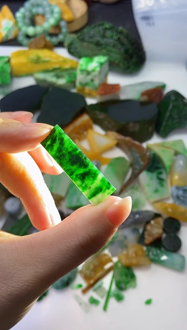 颈饰未镶嵌翡翠161天然翡翠