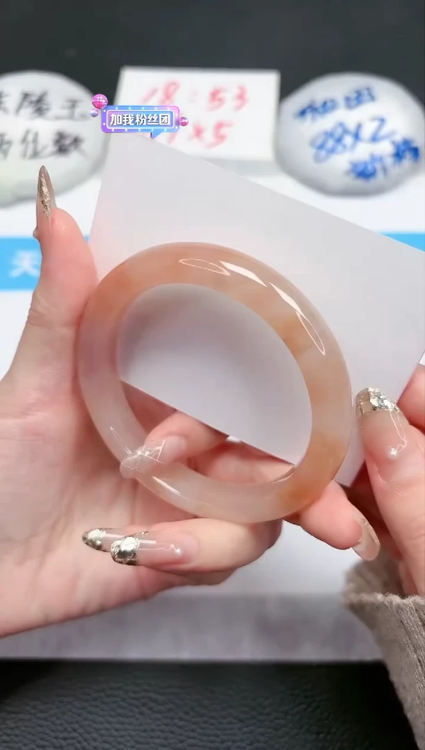 【闪购商品】石英质玉手镯未镶嵌24-58.5