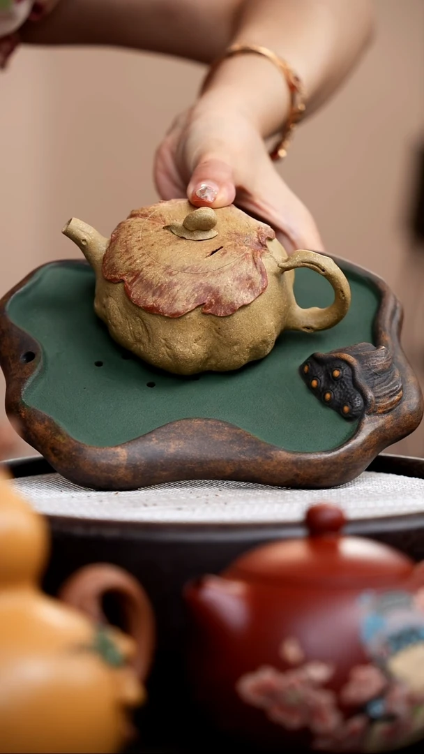 茶壶紫砂老段泥一叶知秋+绿储水壶承011