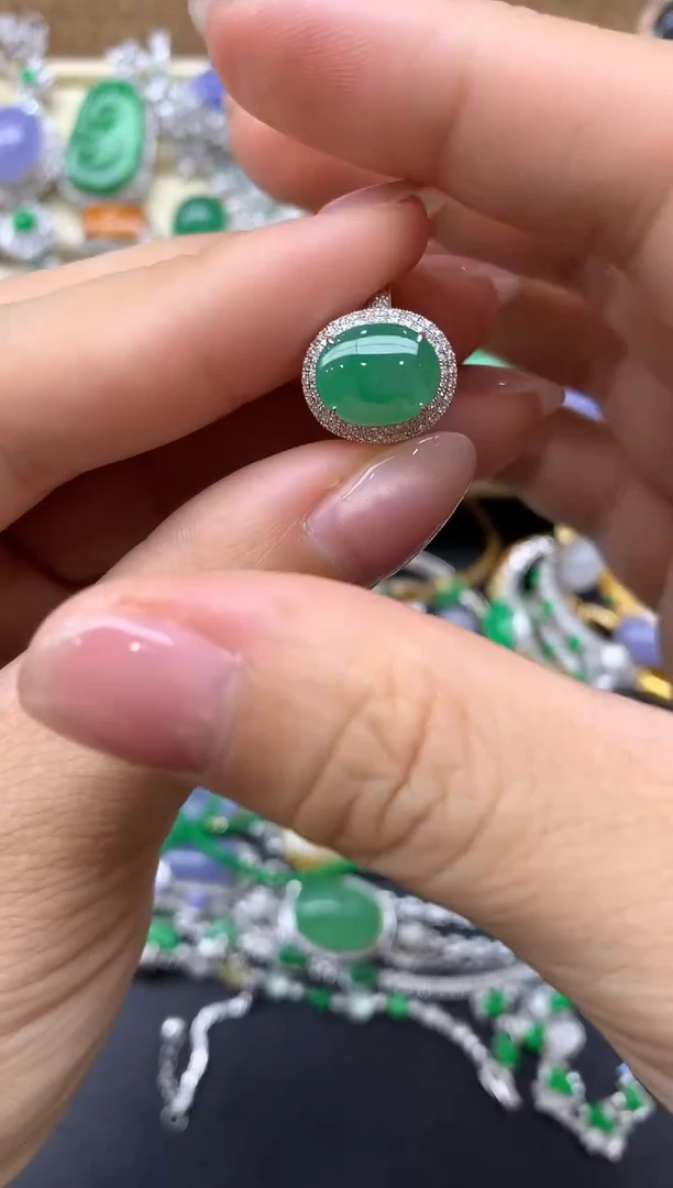 【闪购商品】翡翠戒指18K金镶嵌143-中国好珍宝