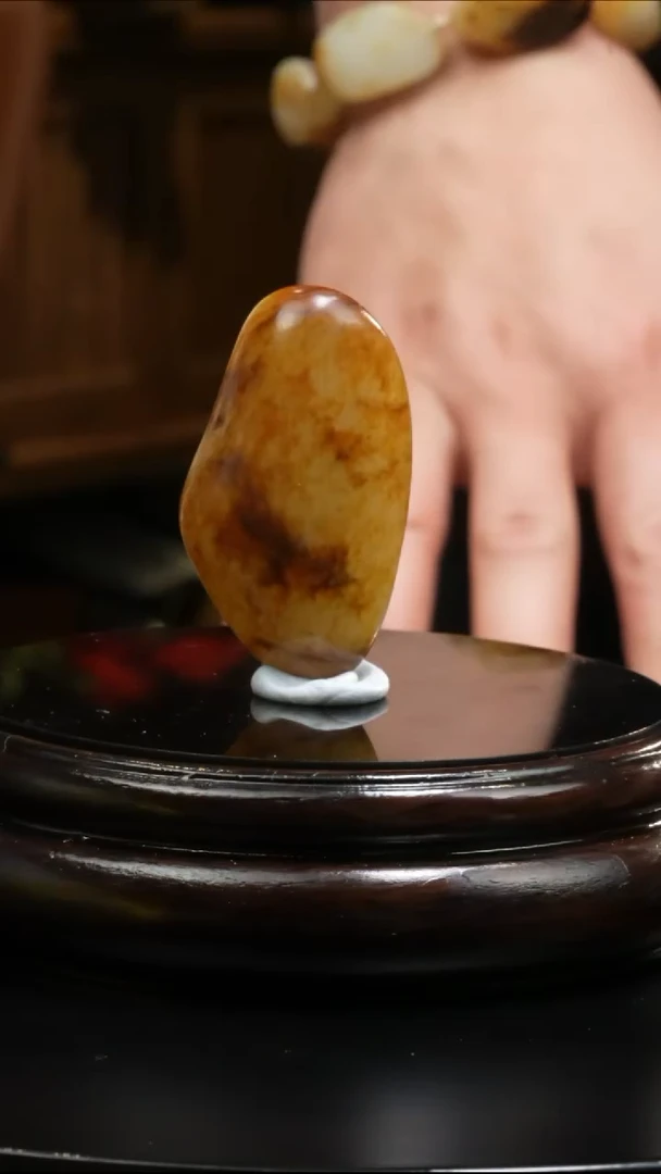 【闪购商品】和田玉吊坠(不含链)未镶嵌23.1克和田玉原石