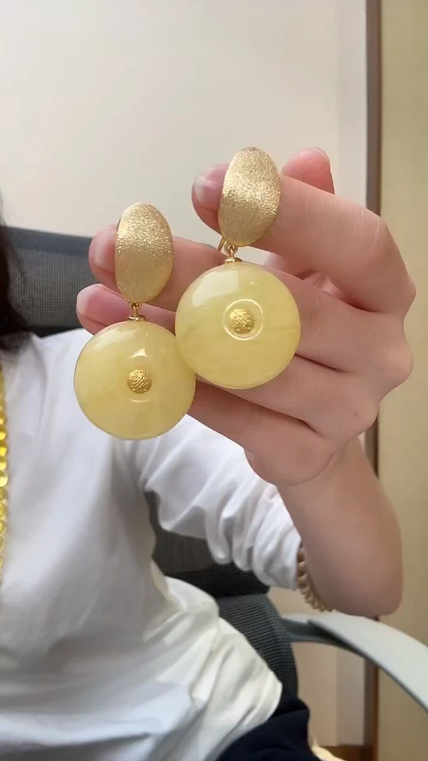 琥珀颈饰未镶嵌耳环