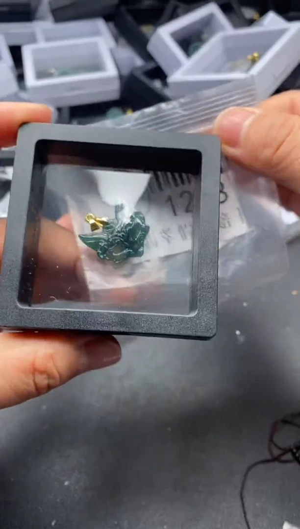 吊坠(不含链)未镶嵌翡翠1228