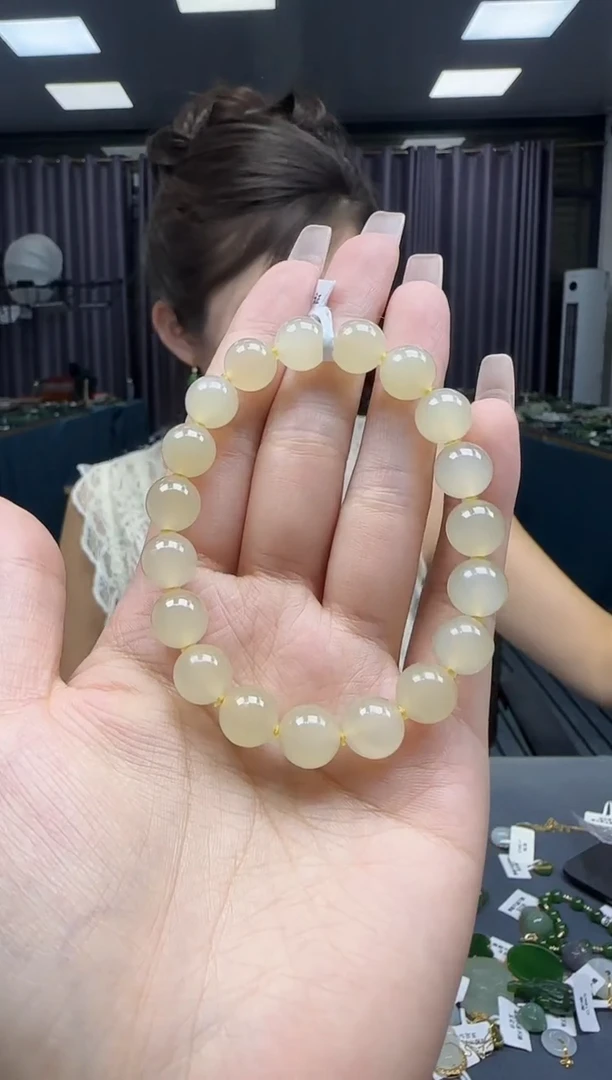 手串未镶嵌和田玉1