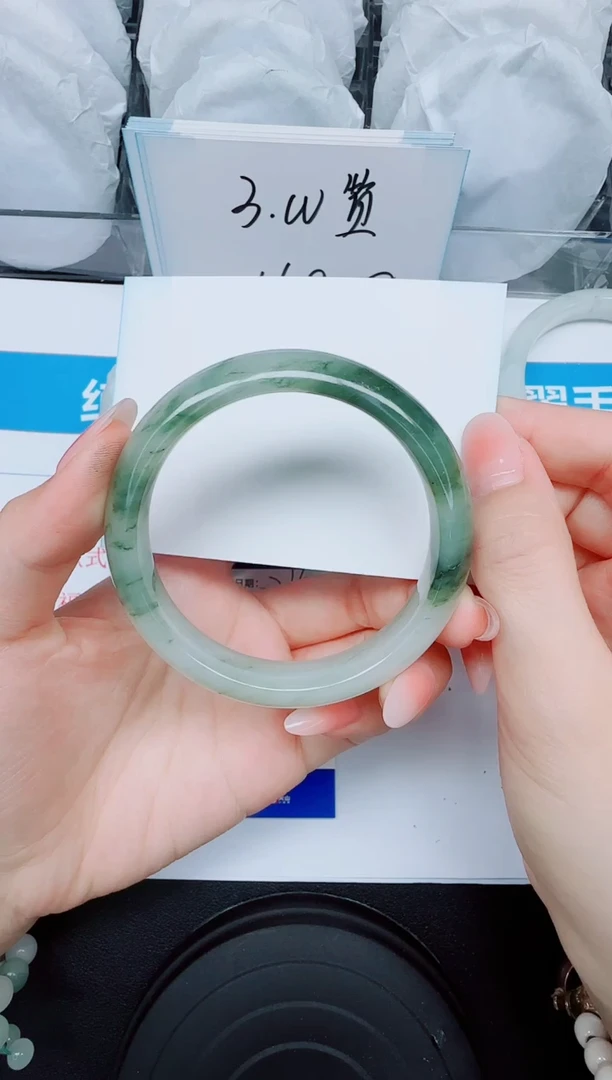 石英质玉手镯未镶嵌217/58.6