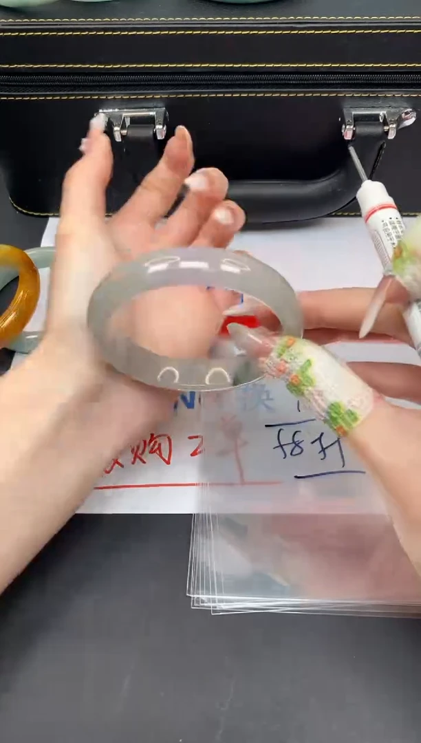 未镶嵌手镯翡翠有瑕疵 no退换--151