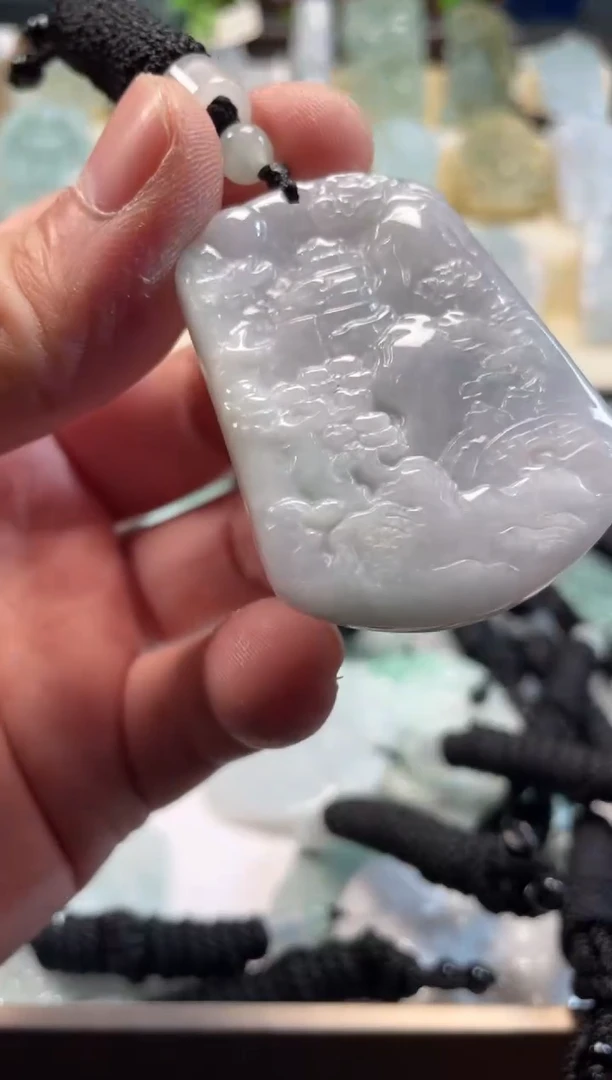 颈饰未镶嵌翡翠12/16/046