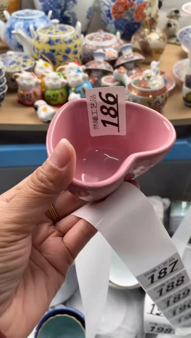 【闪购商品】瓷片186然曦海外工艺品***