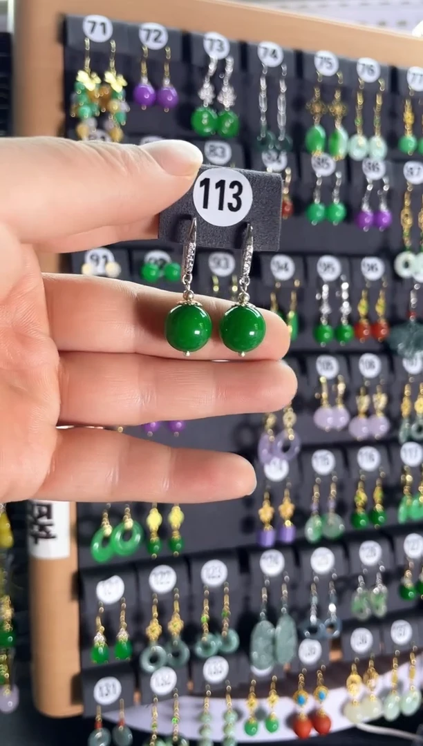 【闪购商品】翡翠耳饰银S925镶嵌113...