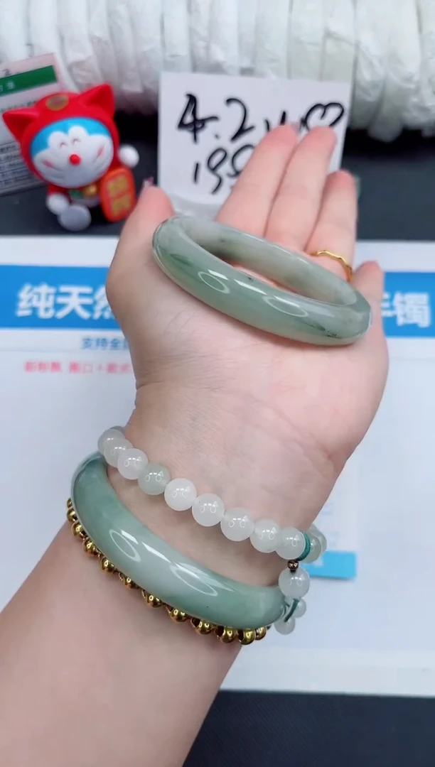 【闪购商品】石英质玉手镯未镶嵌212
