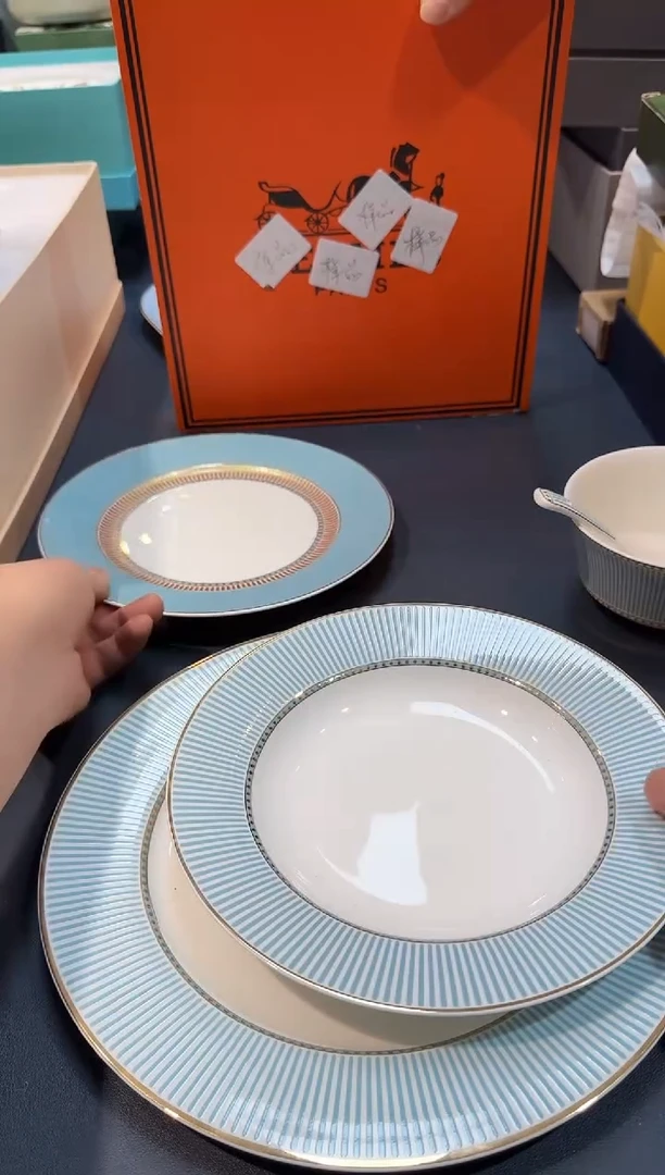 【闪购商品】碗HT79全场正品，京东包邮