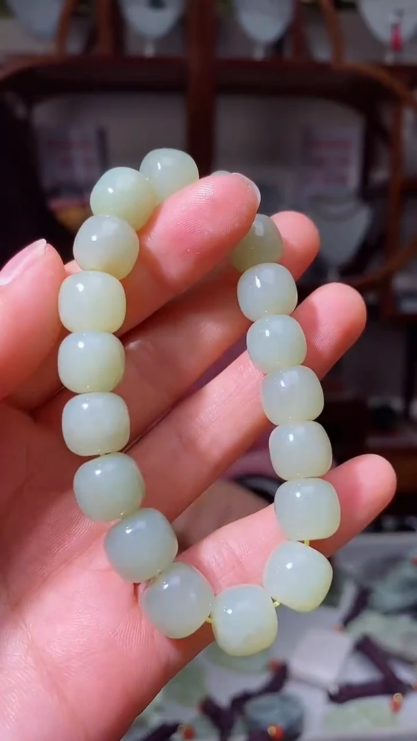 【闪购商品】和田玉手串未镶嵌卡11