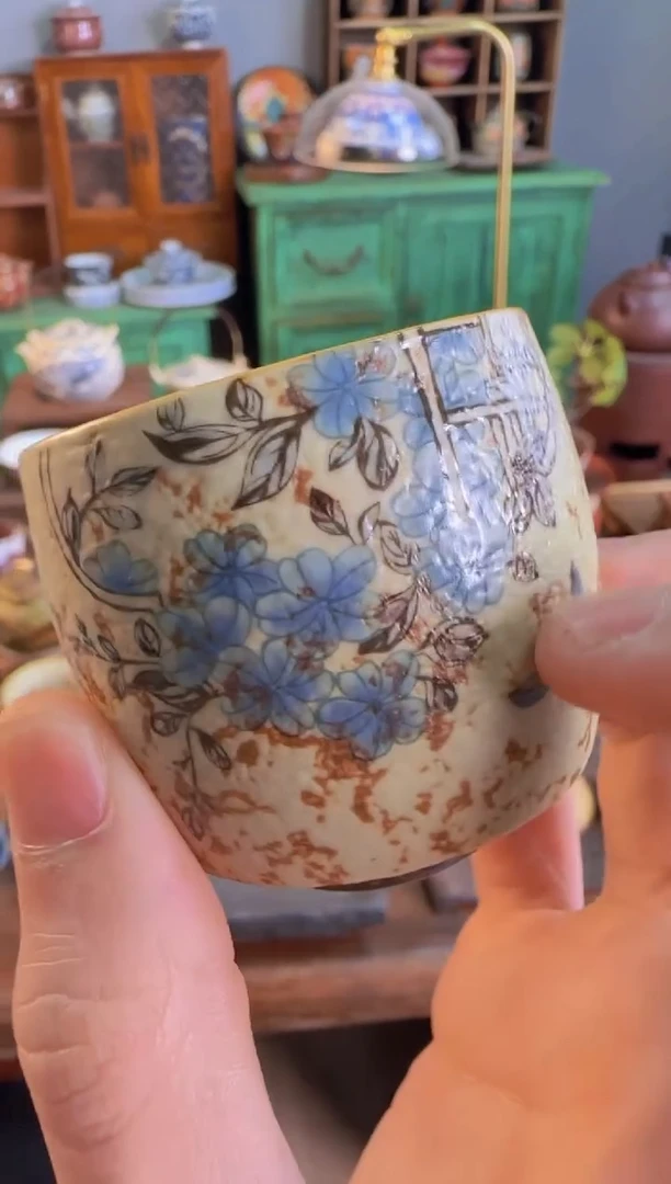 【闪购商品】焦糖青花火山石兰花圆口杯