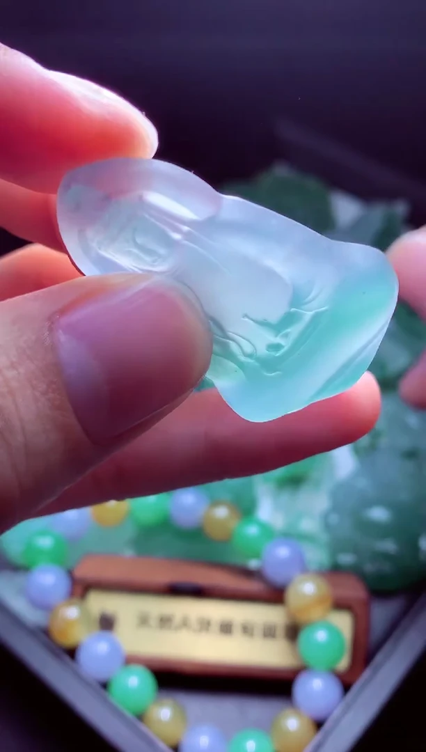 未镶嵌定制翡翠陈*#毛货翡翠定制