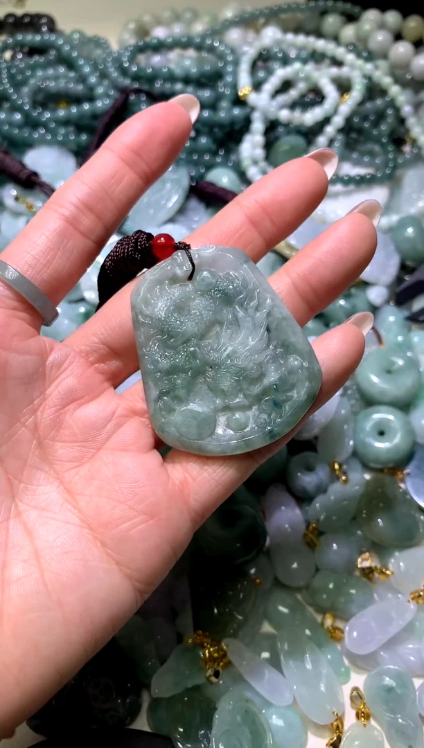 吊坠(不含链)未镶嵌翡翠1