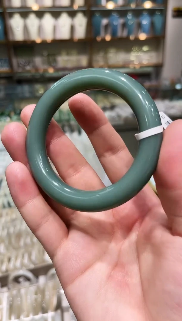 未镶嵌手镯和田玉小艾多样性发货拍一发一