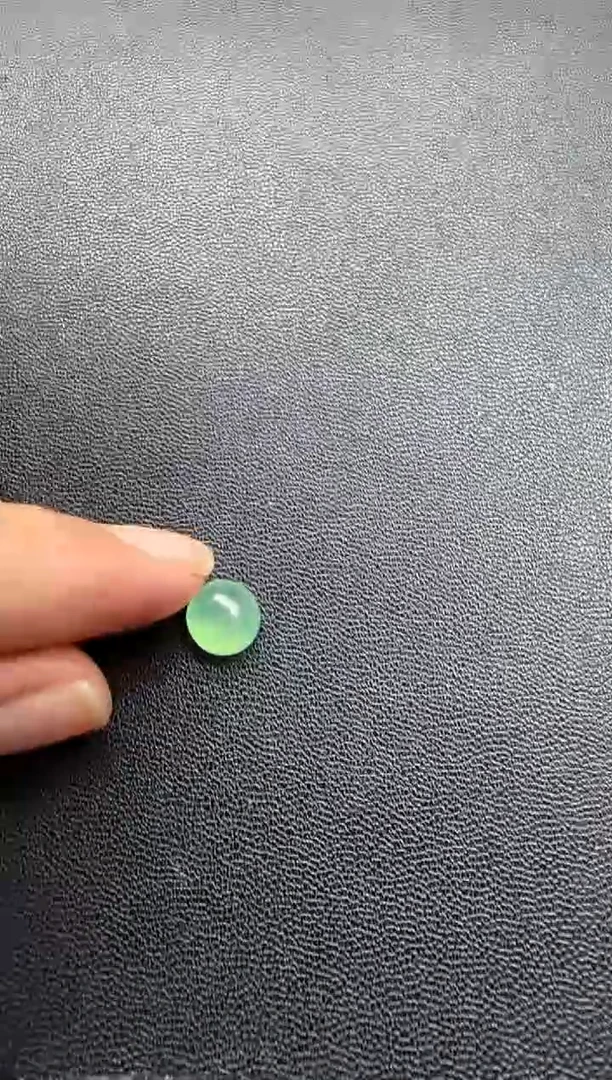 未镶嵌定制翡翠蛋面