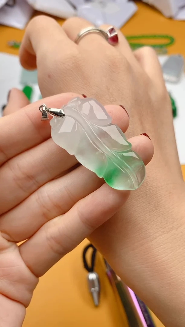 高端甄选吊坠（一物一图）100049