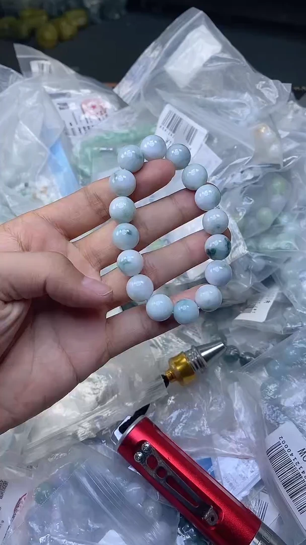 定制翡翠未镶嵌天然缅甸A货翡翠，多样性发货，拍一发一