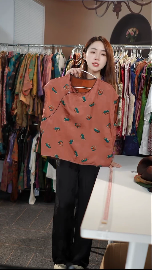 粉叮当猫宝宝服胸围110