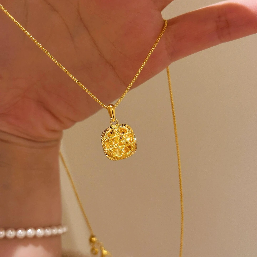 温柒 铜合金项链 拉丝镭射方糖项链轻奢小众时尚高级设计感锁骨链