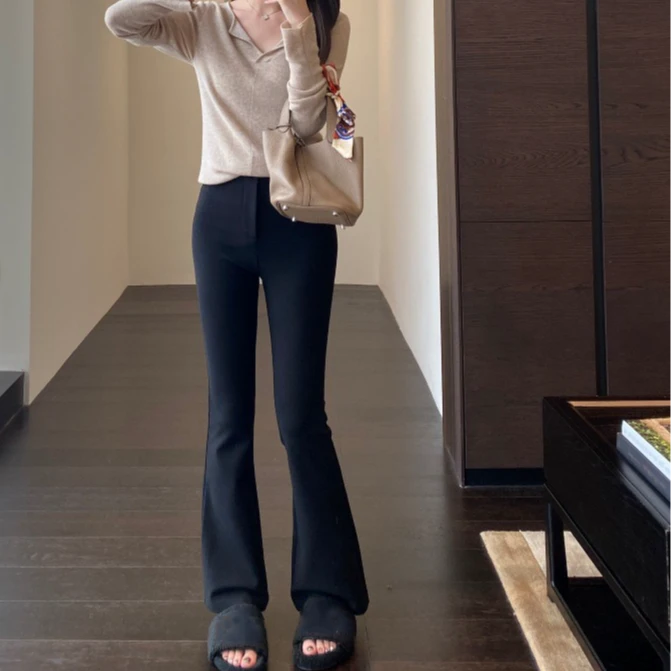 宝丫轻奢  女式时髦百搭修身显瘦马蹄微喇磨毛小黑裤J10