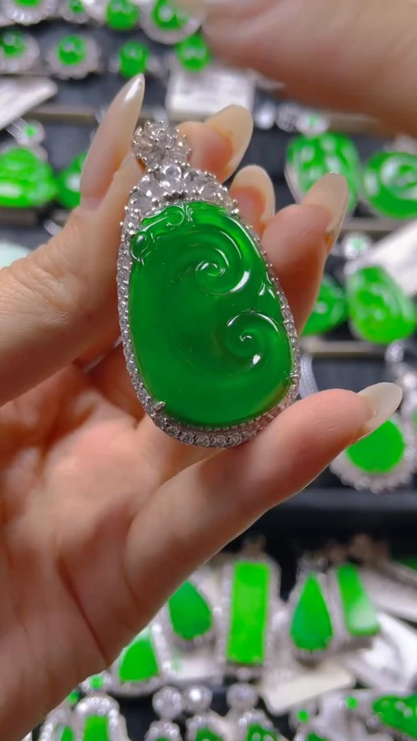 颈饰银S925镶嵌翡翠11