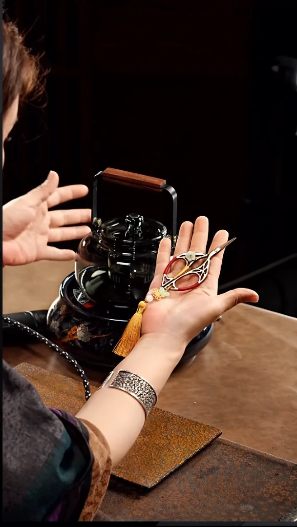 ?****安电陶炉1天逸壶1茶剪1