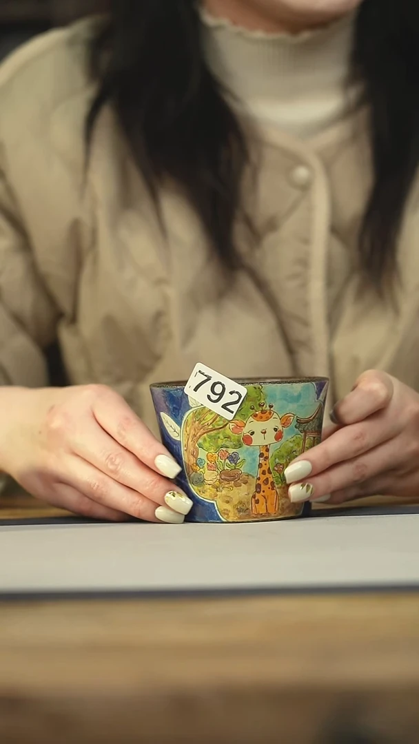 设计师手作款迷糊手绘手握杯