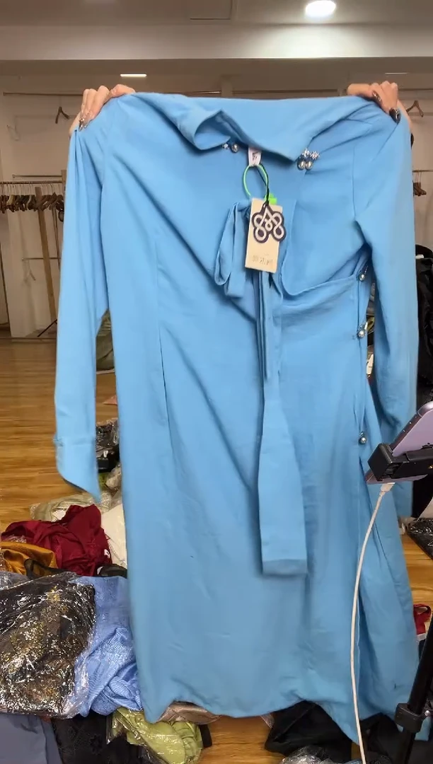 袍子       XL码      120-130斤