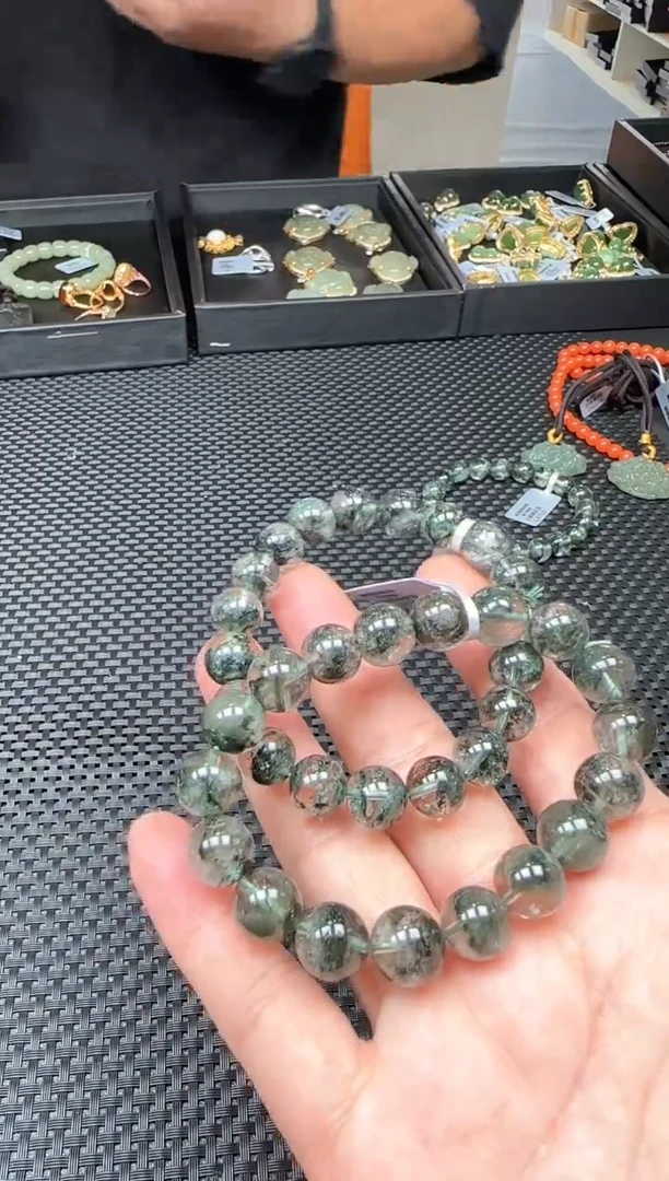 水晶手串未镶嵌一条 约10mm 多样性发1件