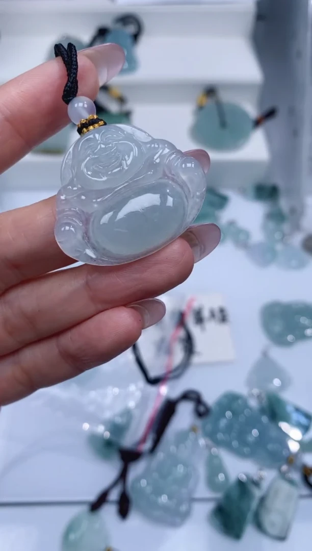 颈饰未镶嵌翡翠吊坠