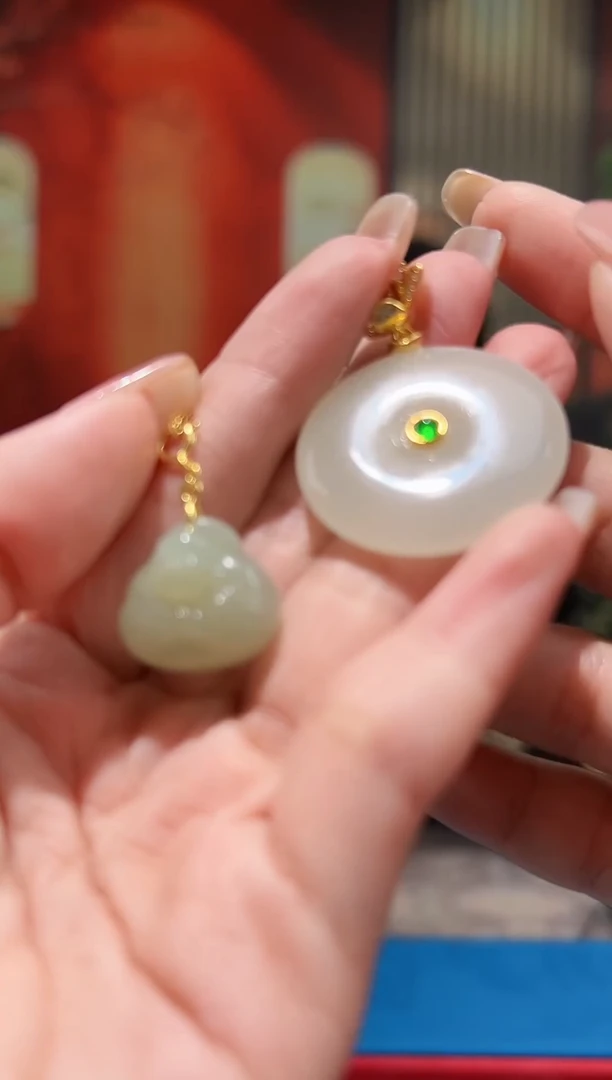 定制和田玉玉器厂匠心馆和田玉多样性发一