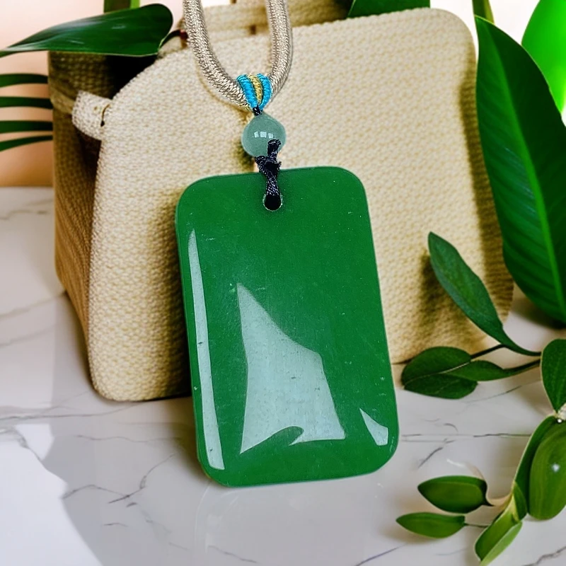 A735号精品时尚菠菜绿无事牌吊坠多样性发一件