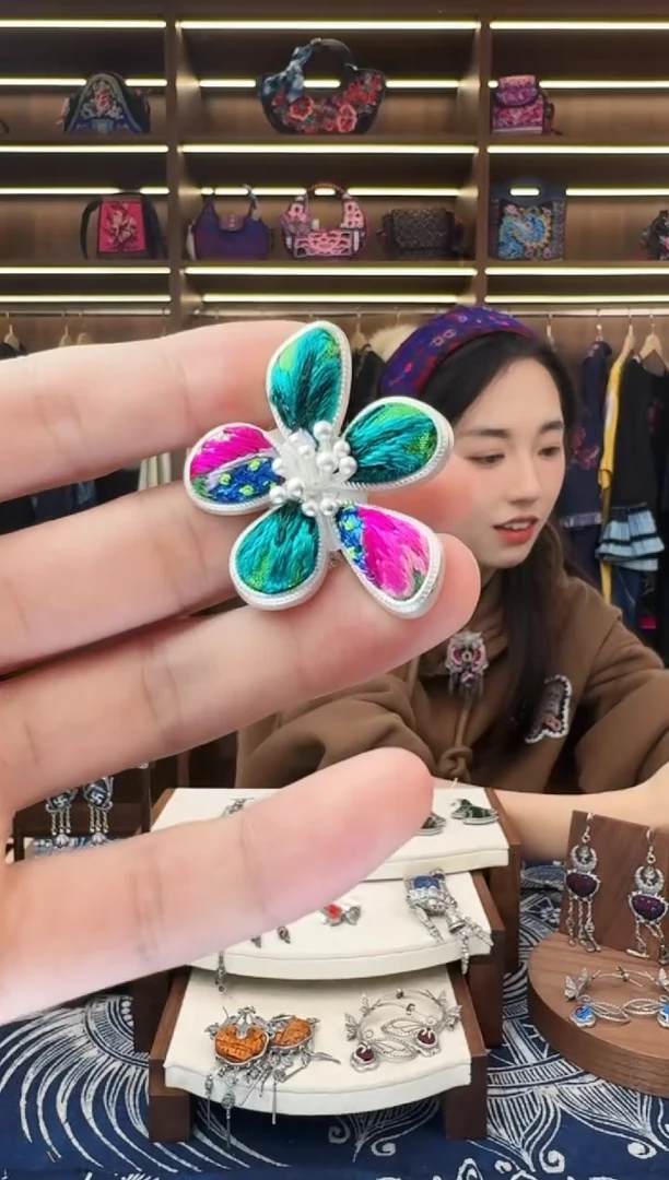 织绣543黔东南苗族刺绣