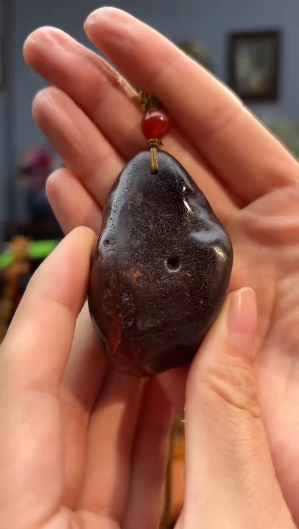 琥珀颈饰未镶嵌吊坠