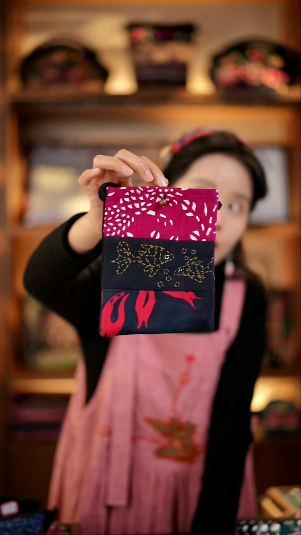 刺绣私人定制苗族手工A785