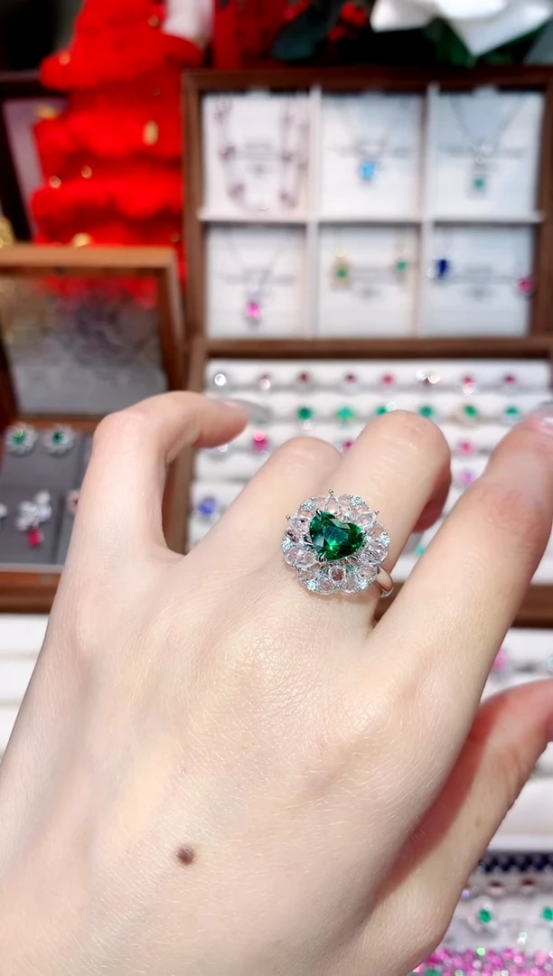 18K金镶嵌戒指石榴石（沙弗莱）1.62ct/天然宝石/七天无理由