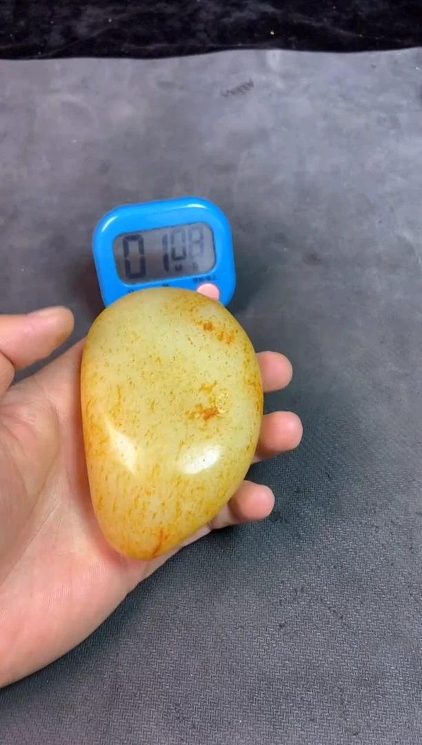未镶嵌和田玉把件和***理和田玉